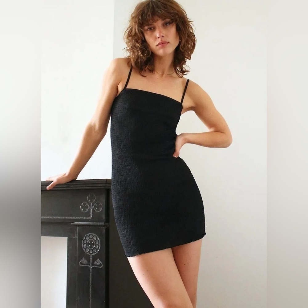 Aritzia Wilfred Black Jazz Mini Dress